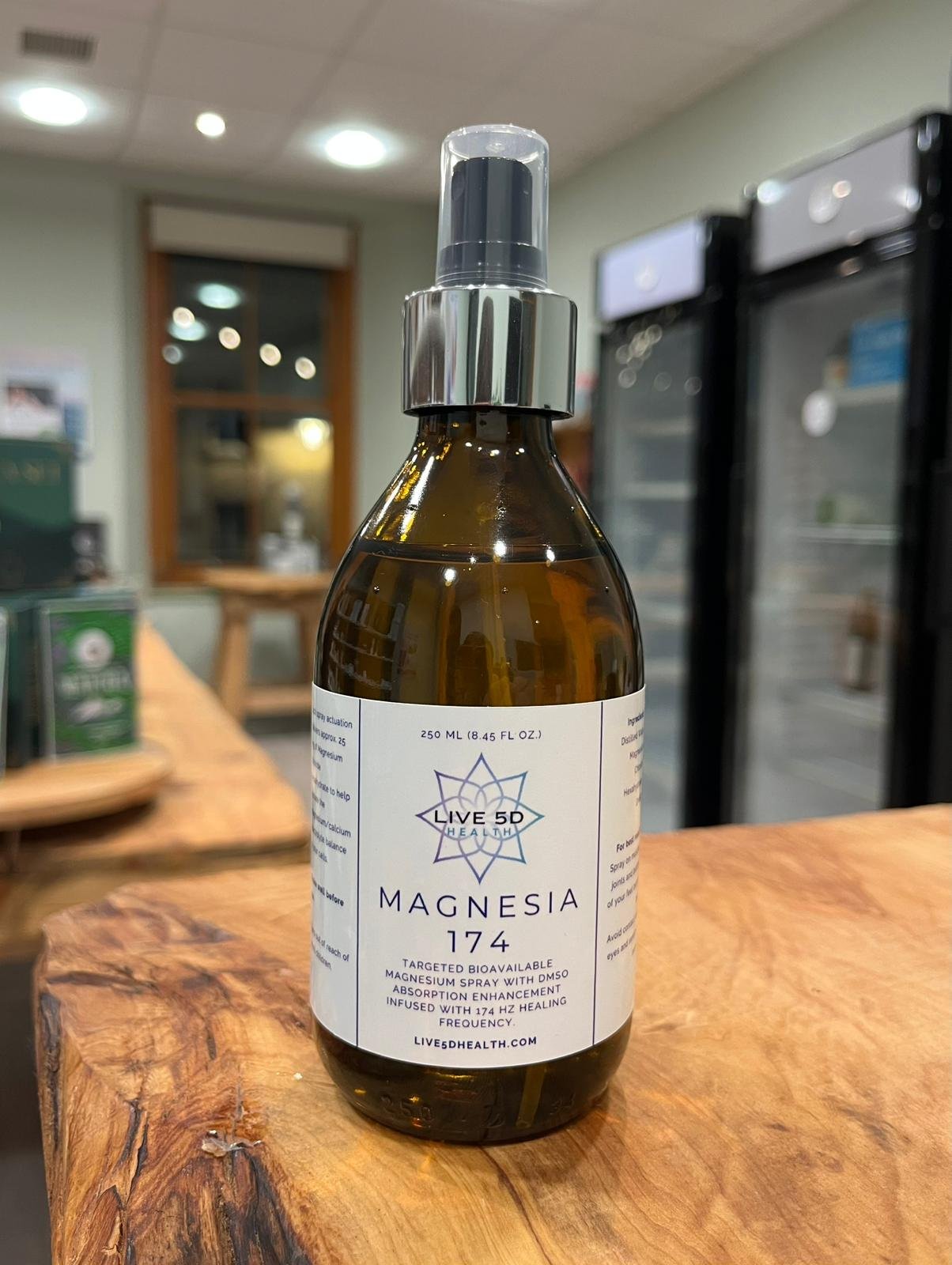 Magnesia 174 – Pure Magnesium Spray Infused with DMSO and 174Hz Healing Frequency (250ml – 8.45fl.oz.)